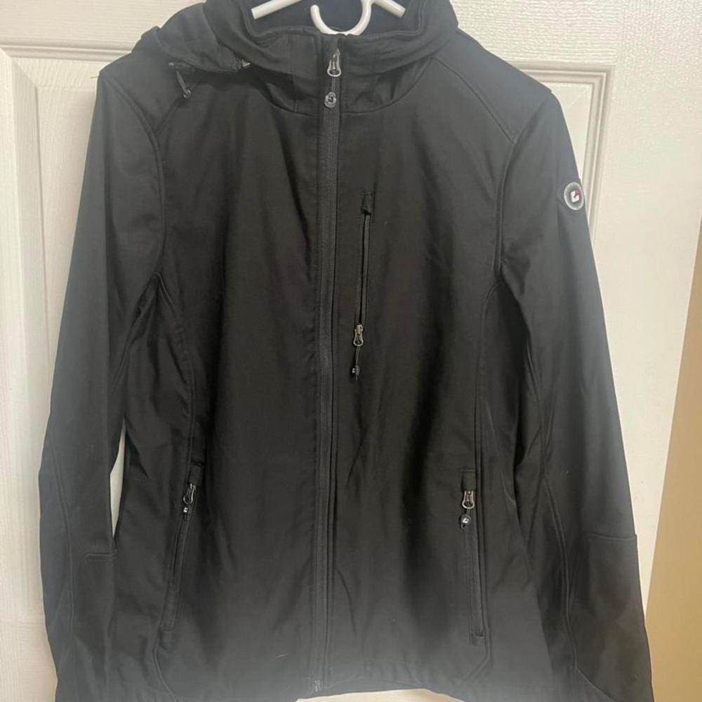 Killtec black windbreaker jacket with hood and pockets. Size: 8 #outdoor